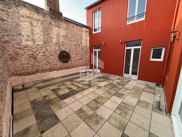 Maison 7 pièces 227 m²