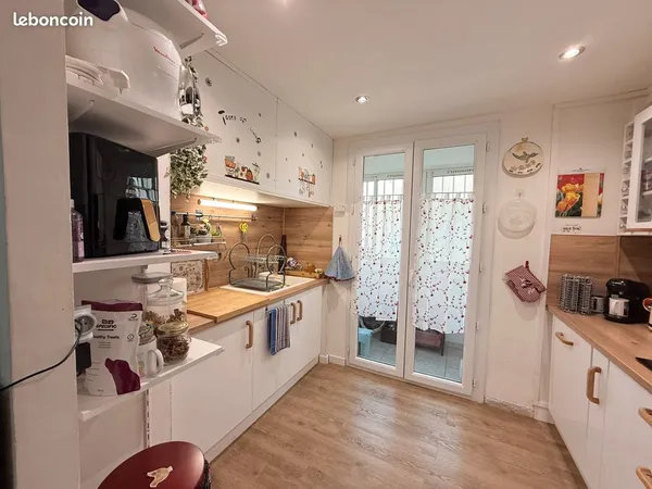 Exclusivite , marignane, beau t3 avec parking securise et cave