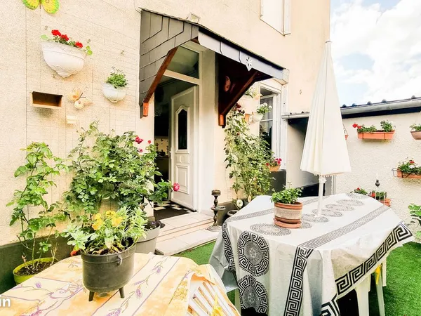 Immeuble de rapport 310 m²