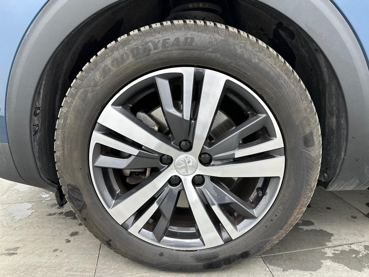 Peugeot 3008 hybrid 225 e-eat8 allure pack — photo 14