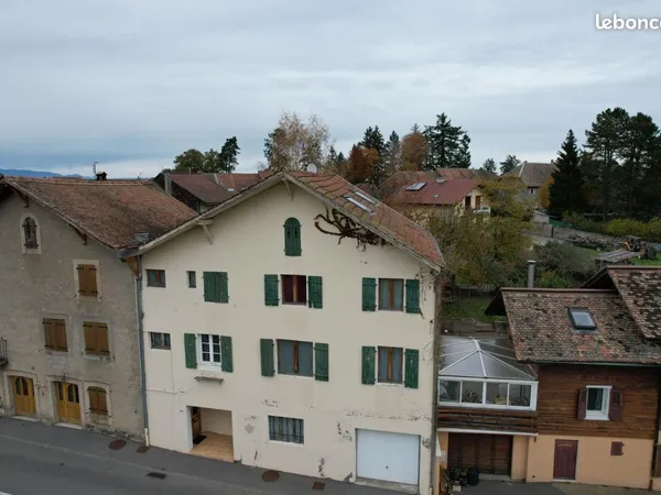 Maison de village 7 pièces 230 m²