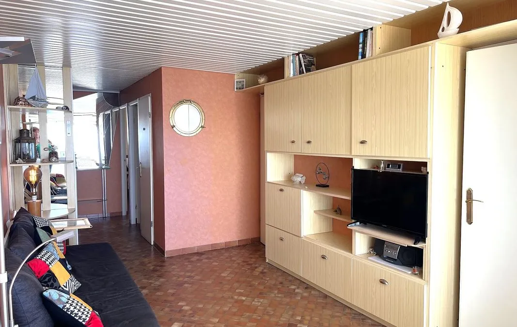 Photo 7