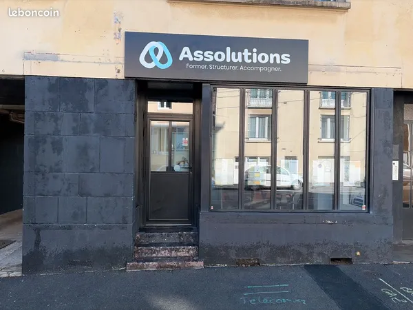Local professionnel/personnel