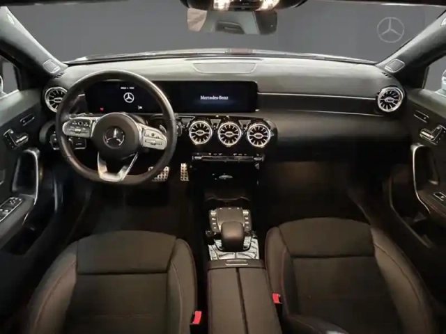 Mercedes Classe A 200 amg line — photo 11