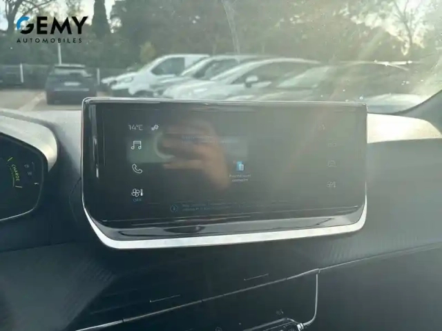 Peugeot 208 hybrid 100 e-dcs6 — photo 52