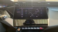 Peugeot 308 1.2 PureTech 130ch S&S Allure Pack EAT8 — photo 26