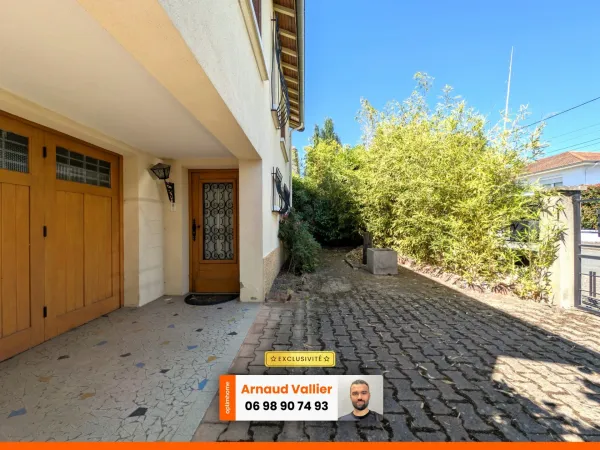 Riorges — Maison T4 avec terrain de 439 m² et garage (42)