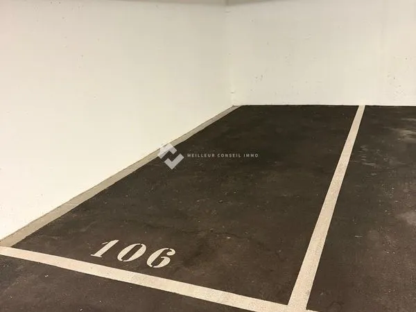 Parking/box 12 m² Savigny-le-Temple