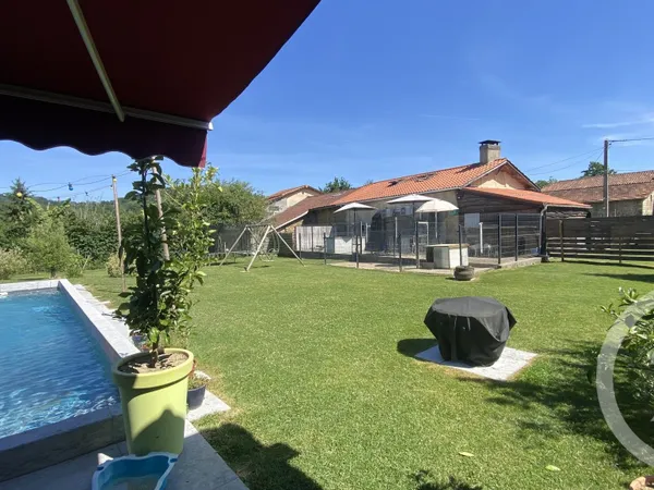 Maison 3 pièces 140 m²