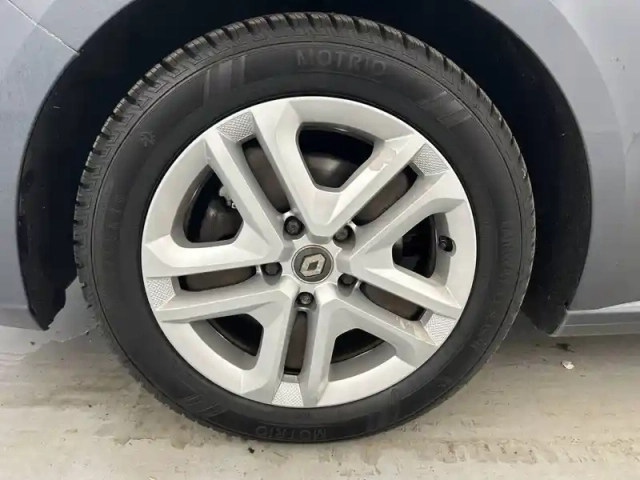 Renault Megane mégane iv berline blue dci 115 — photo 28