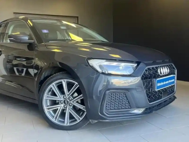 Audi A1 sportback 25 tfsi 95ch advanced — photo 6