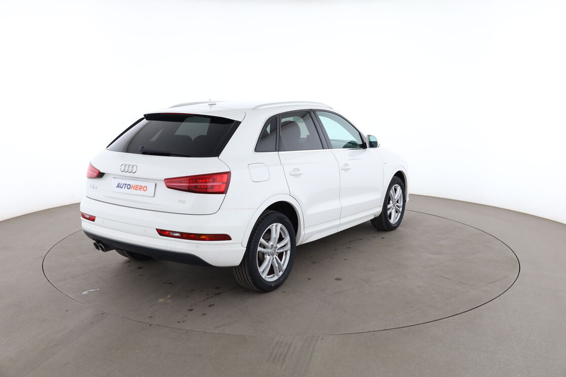 Audi Q3 2.0 TDI S Line — photo 5