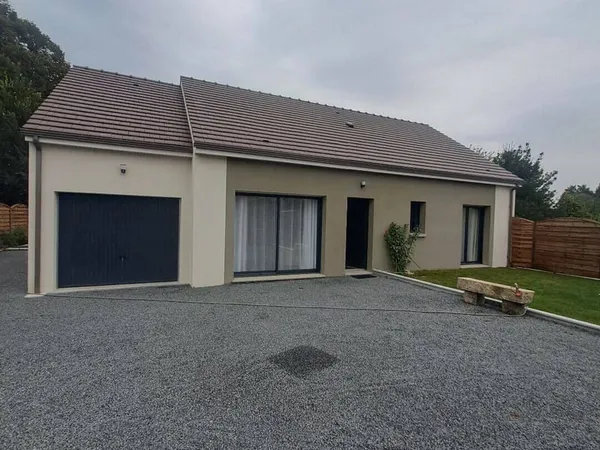 Maison de plain-pied 4 pièces 77 m²