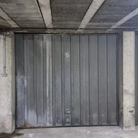 Parking 14 m²
