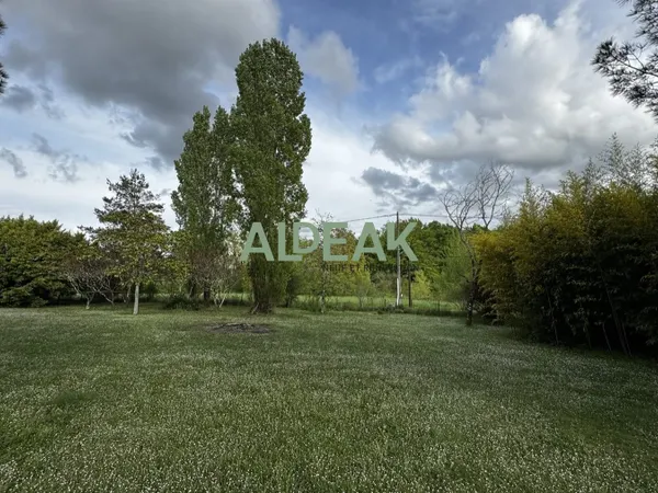 Terrain en individuel 935 m²