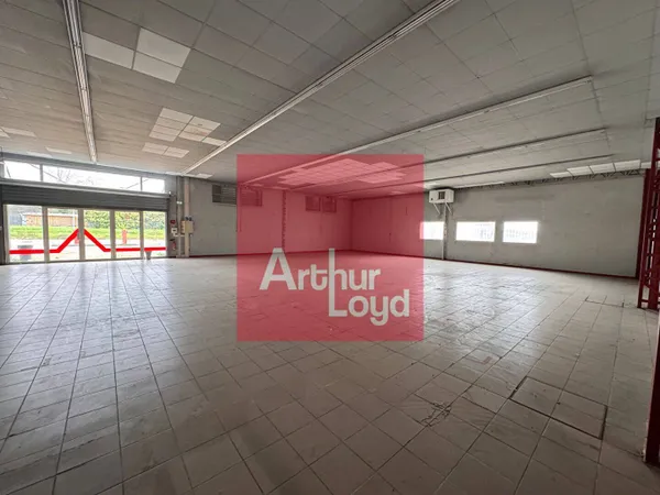 Local d'activité 2310 m²