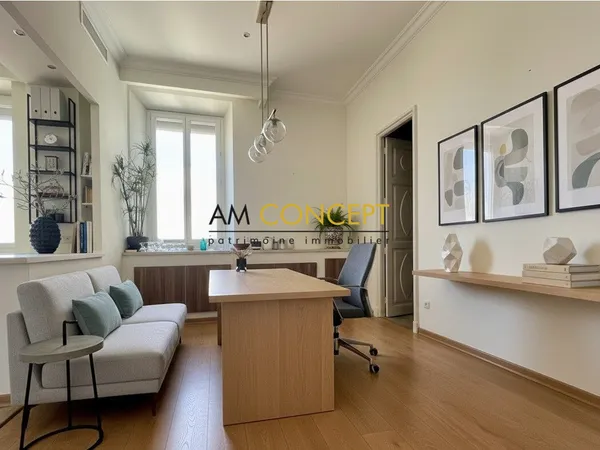 Local professionnel 6 pièces 149 m²