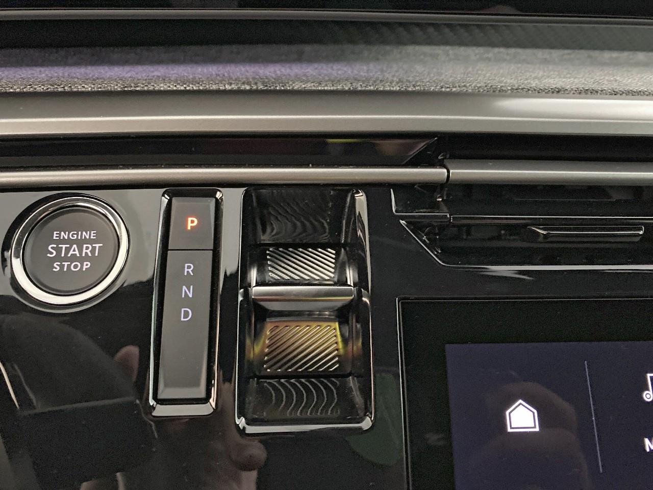 Peugeot 3008 electrique 210 ch 73 kwh allure — photo 15