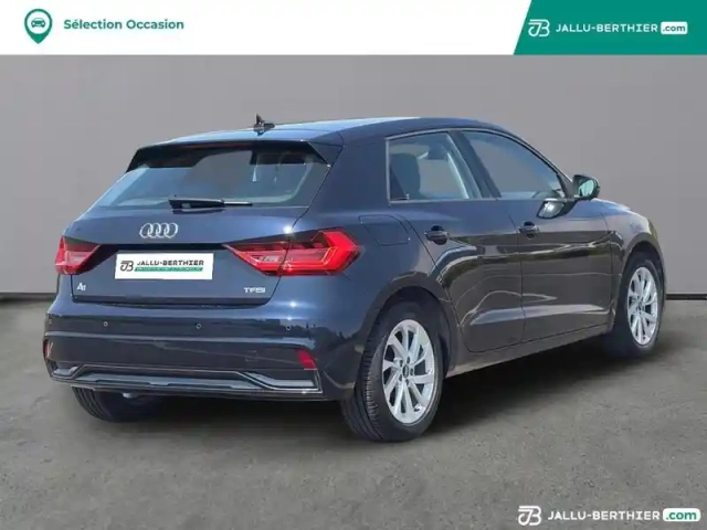 Audi A1 sportback 25 tfsi 95ch design — photo 4