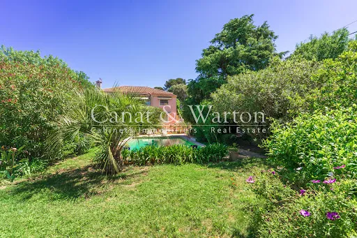 Villa 11 pièces 215 m²