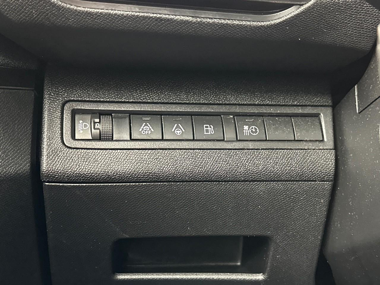Peugeot 3008 hybrid 225 e-eat8 allure pack — photo 19