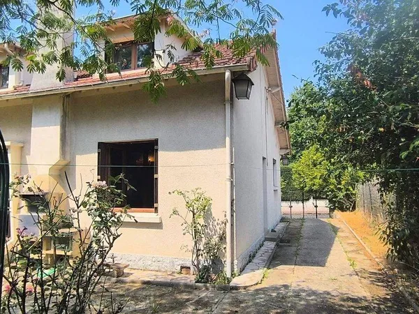 Maison de plain-pied 5 pièces 79 m²