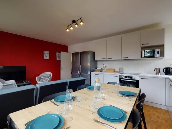 Colocation à Fontenay-sous-Bois : Appartement de 9