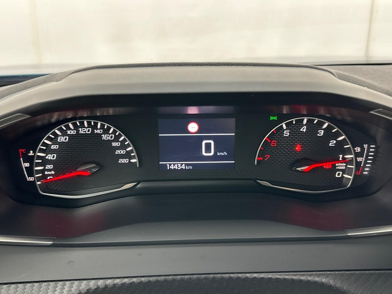 Peugeot 2008 100 s&s bvm6 style — photo 21