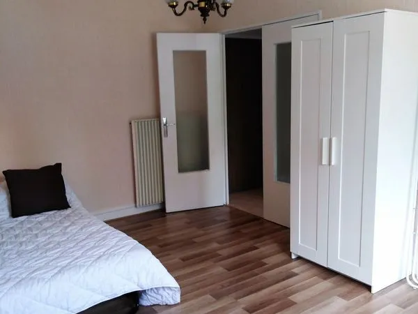 Studio meuble 28m² a louer proximite 3il