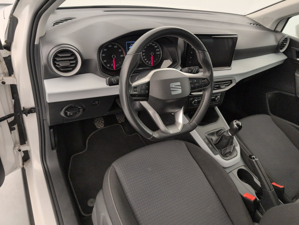 Seat Arona — photo 15