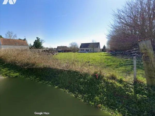 Terrain 916 m²