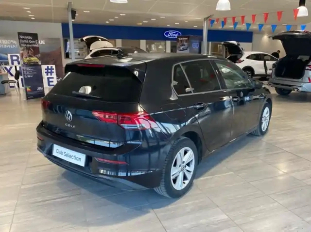 Volkswagen Golf 1.5 tsi act opf 130ch life 1st — photo 2