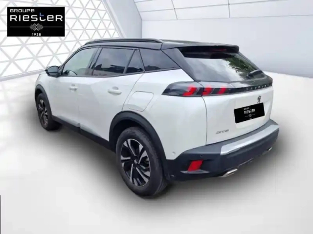 Peugeot 2008 puretech 130 s&amp;s eat8 — photo 7