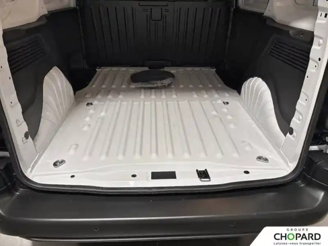 Peugeot Partner e- fourgon m 800 kg 136 ch batterie 54 kwh — photo 22