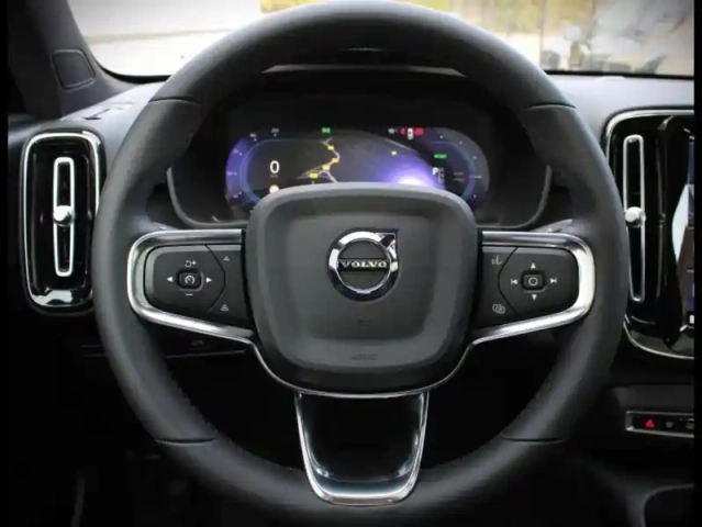 Volvo C40 recharge extended range 252ch plus — photo 14