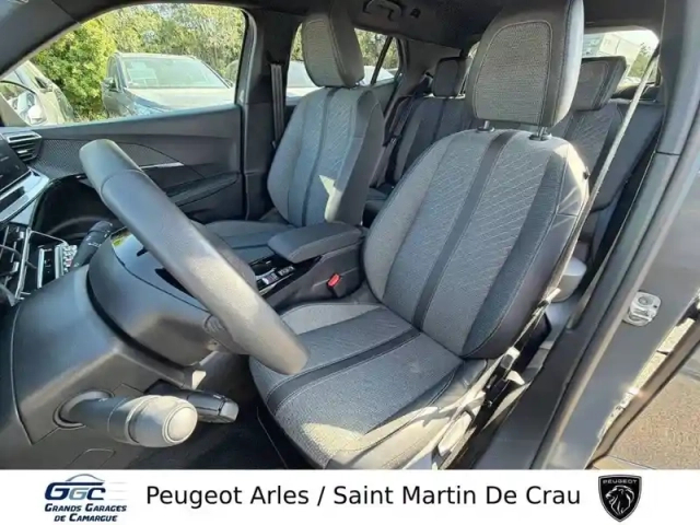 Peugeot 2008 100 s&amp;s bvm6 — photo 9