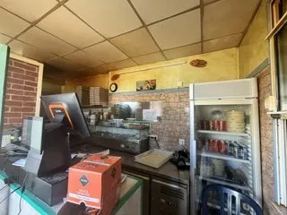 Fonds de commerce d'un restaurant rapide à St-Yrieix-la-Perche