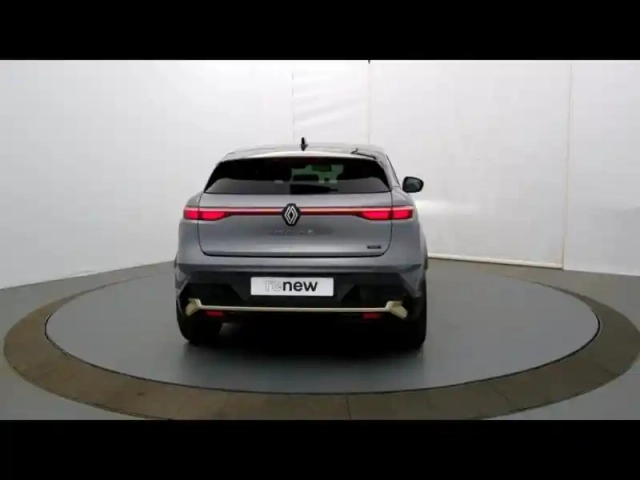Renault Megane e-tech electric 220ch iconic autonomie confort -25 — photo 7