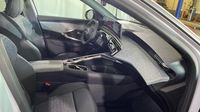 Peugeot 3008 1.2 Hybrid 145ch Allure e-DCS6 — photo 15