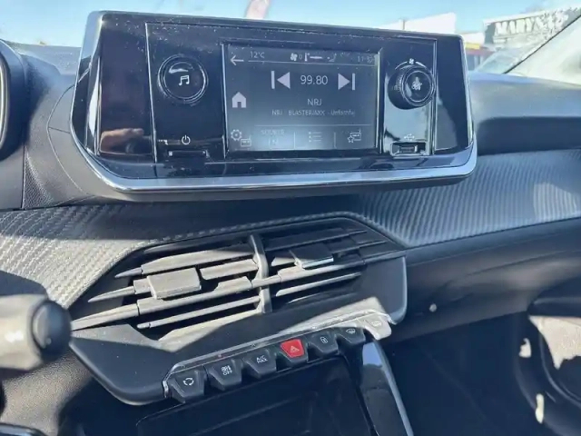 Peugeot 208 puretech 75 s&amp;s bvm5 — photo 38