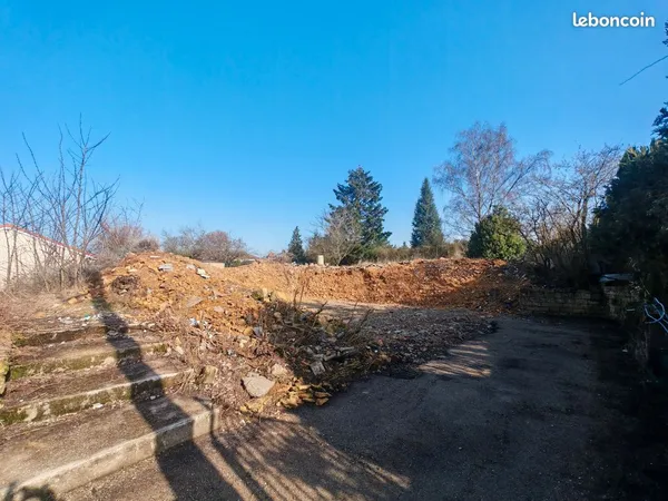 Terrain constructible