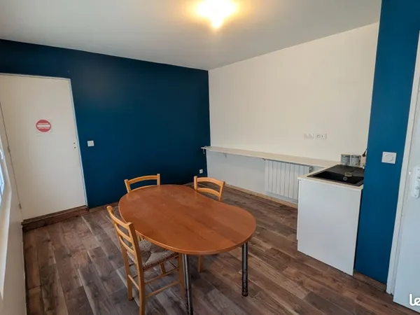 LOCATION Bureau 20 m² état neuf - Disponible tout de suite