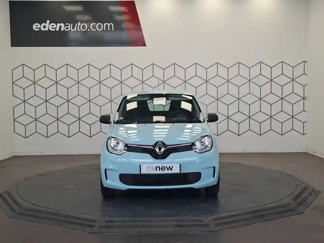 Renault Twingo iii e-tech — photo 8