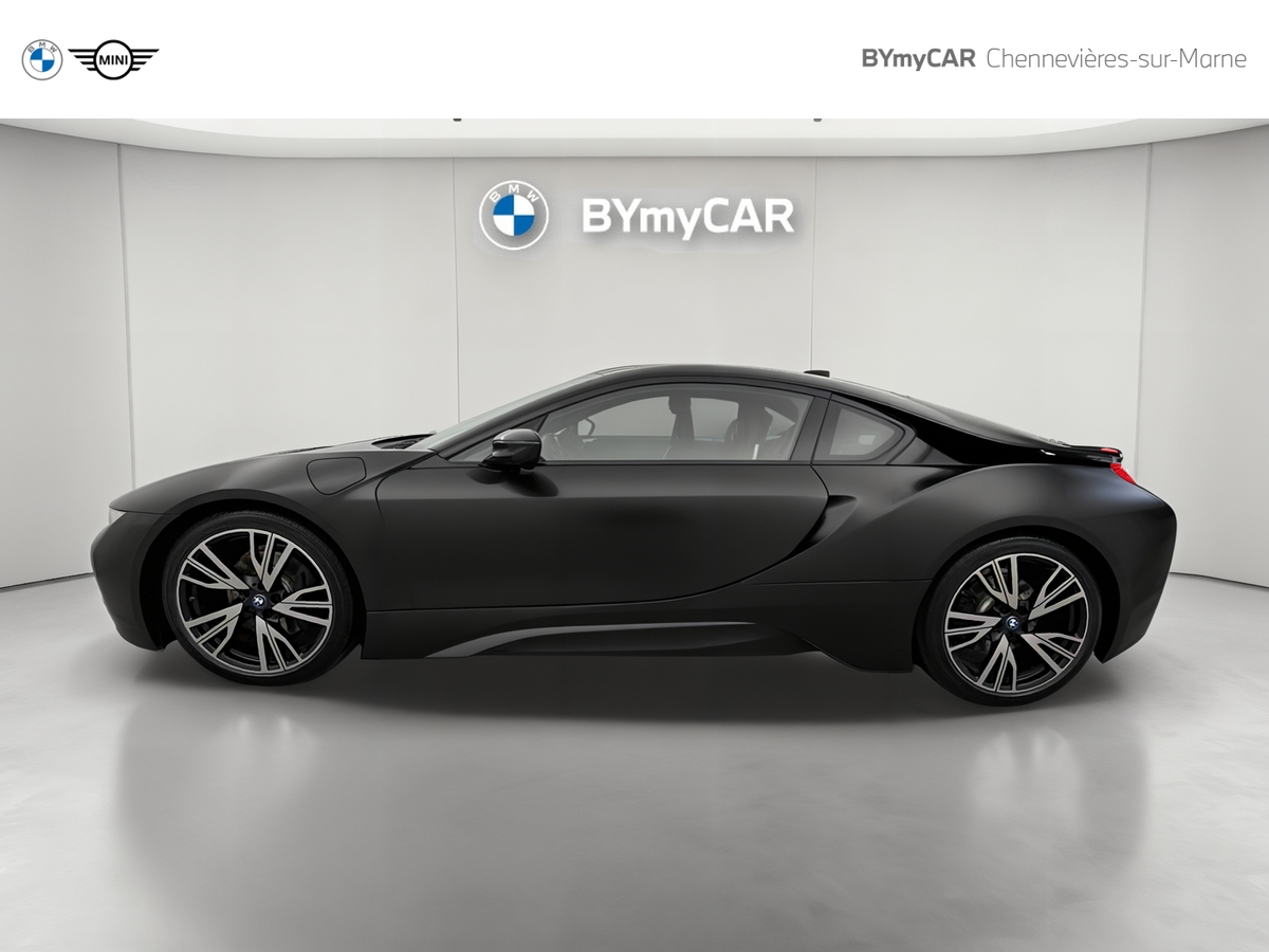 BMW i8 362 ch — photo 2