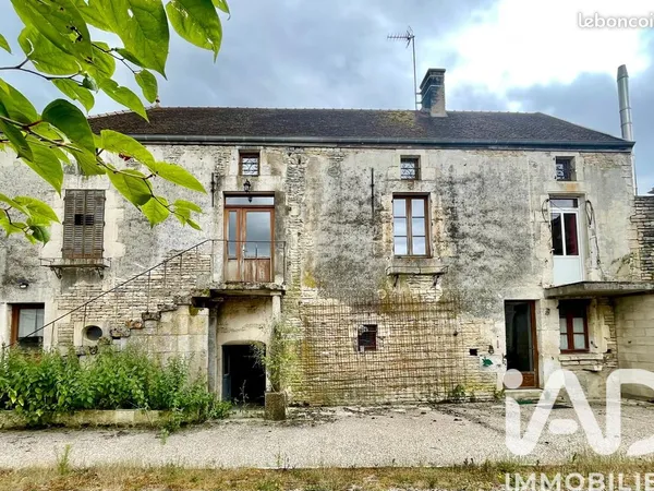 Ferme 10 pièces 220 m²
