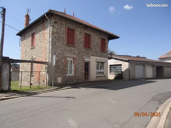 Maison individuelle à La Monnerie le Montel