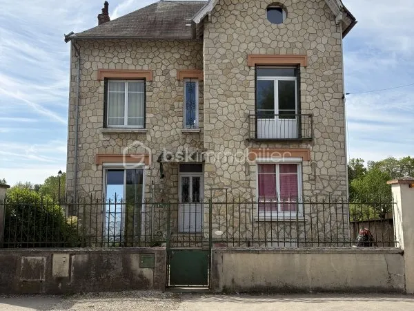 Maison 8 pièces 190 m²