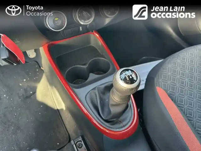 Toyota Aygo X 1.0 vvt-i 72 — photo 33