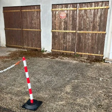 Loue 1 garage + 1 place de parking