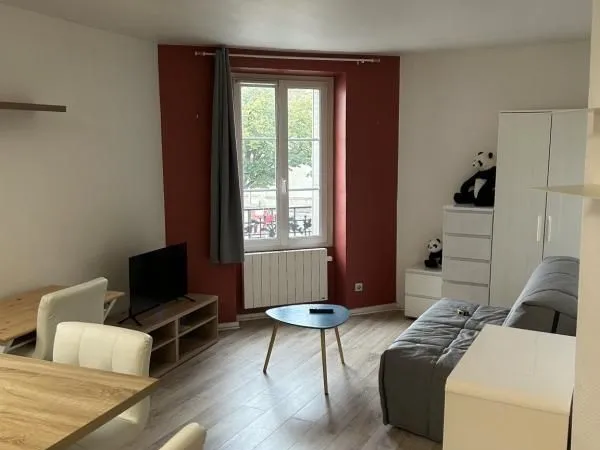Studio 1 pièce 27 m²